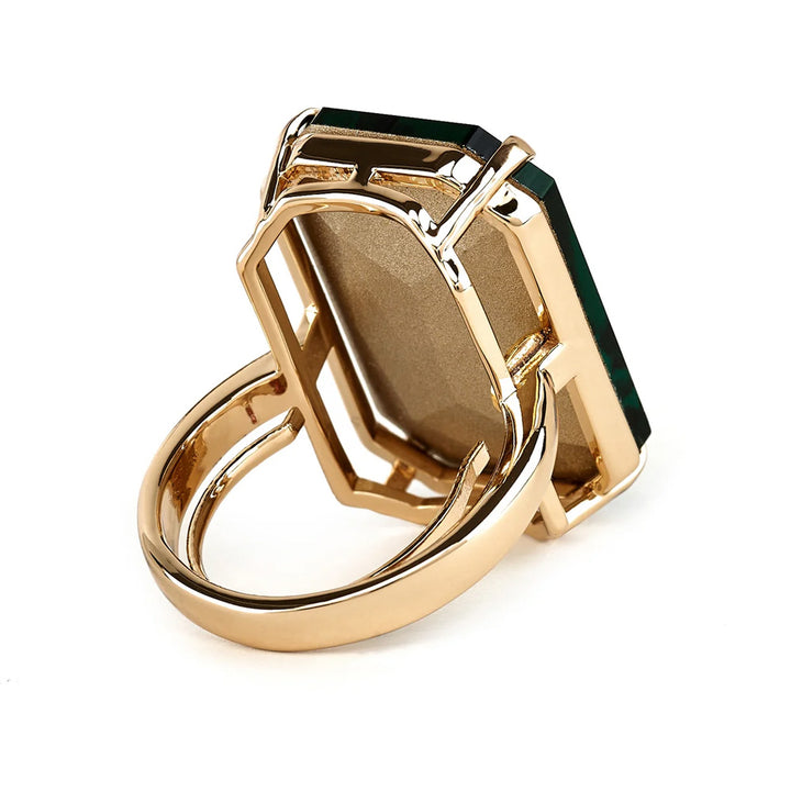 Guggenheim Museum’s Emerald Rectangle Statement Ring, shown from the back to highlight setting and band details.